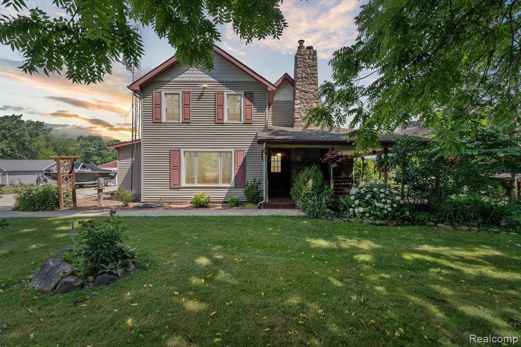 9227 Hogan Road, Tyrone Twp, MI 48430