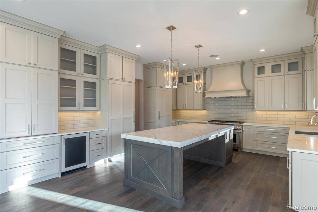 Oakland Twp, MI 48306,2599 Forest Glen Court