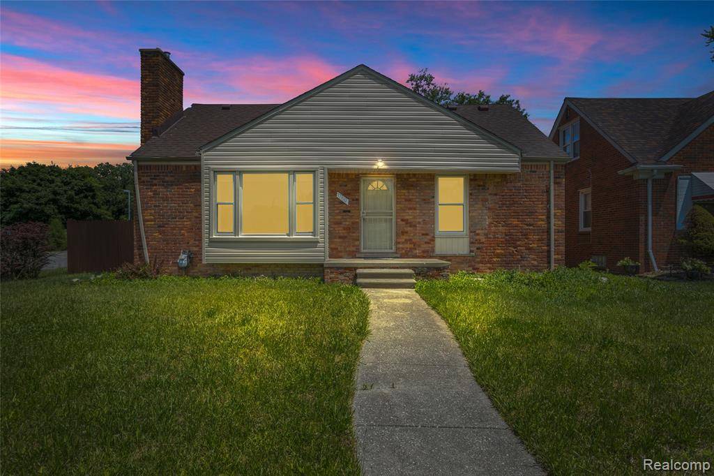17700 Edinborough Road, Detroit, MI 48219