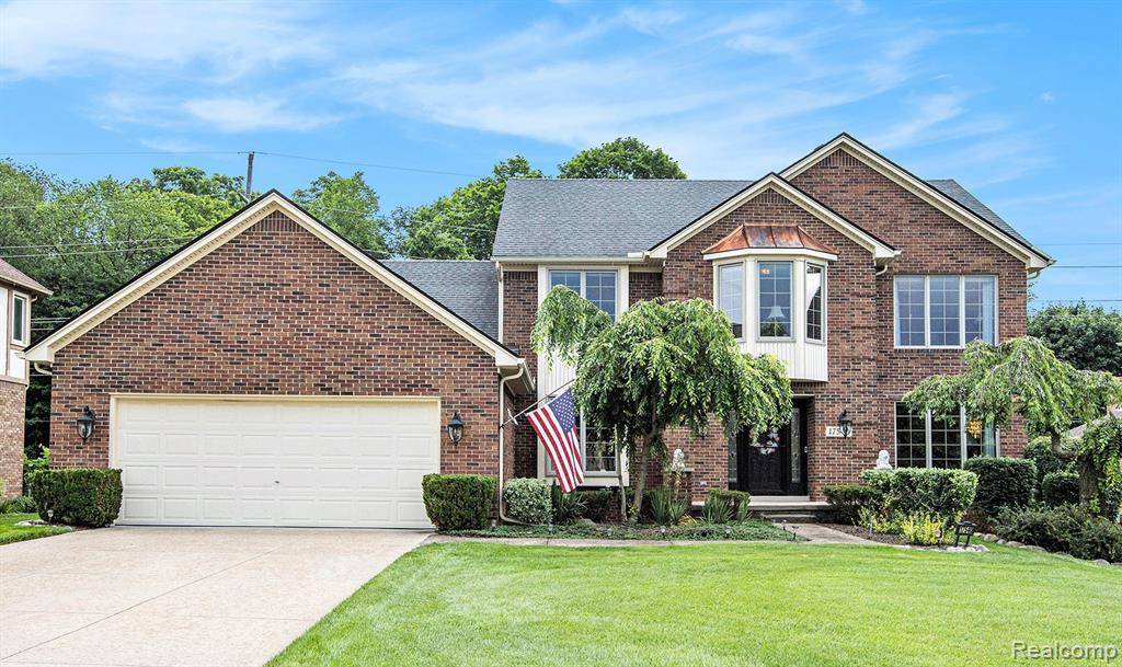 17540 E Northville Trail, Northville, MI 48168