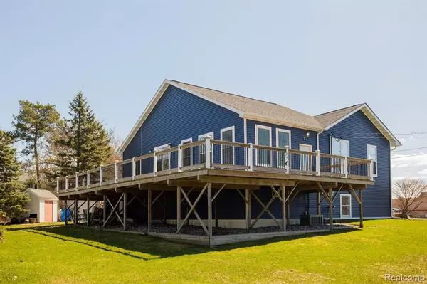 6524 KELLY Road, Flushing, MI 48433