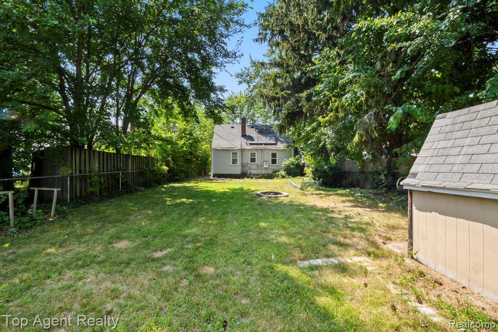Garden City, MI 48135,6318 Helen Street