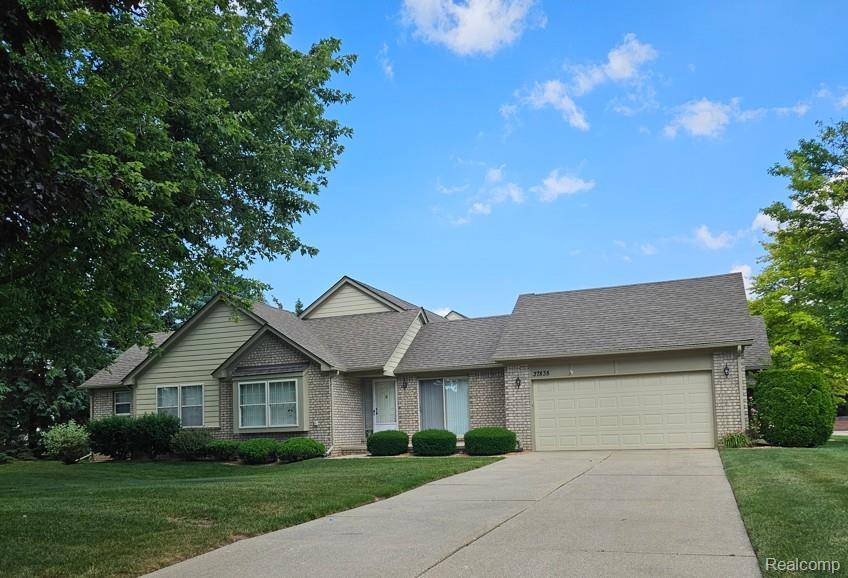 37838 Chase Run Drive, Sterling Heights, MI 48310