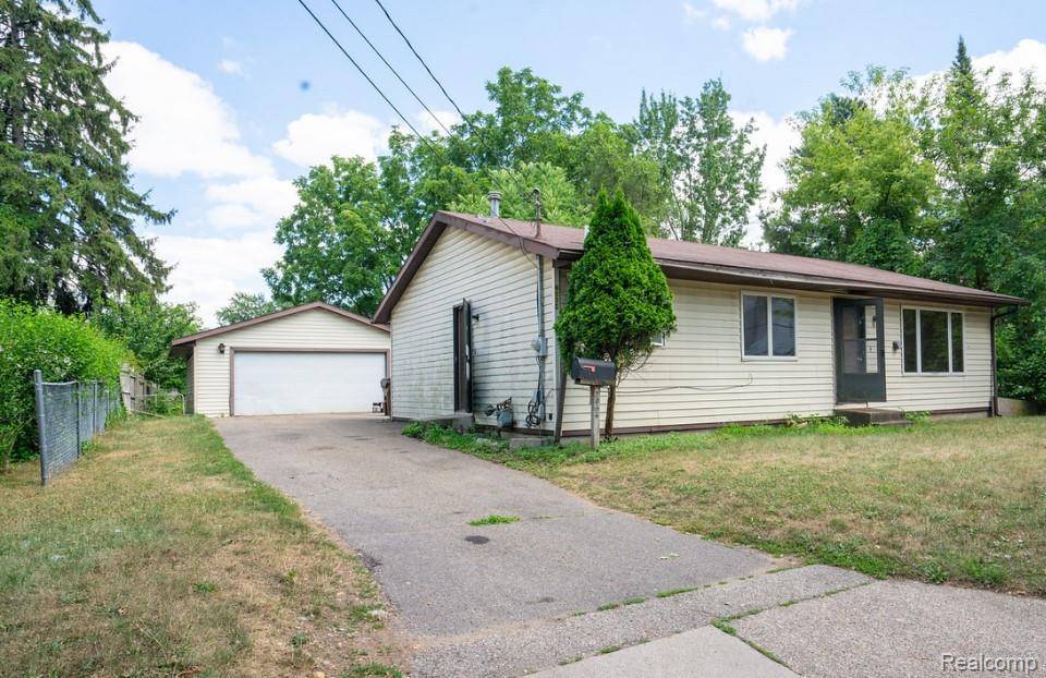 2064 Roos Avenue SW, Wyoming, MI 49509