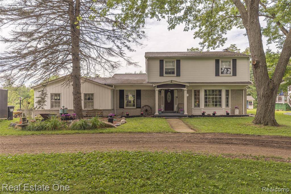 27395 Martindale Road, Lyon Twp, MI 48165