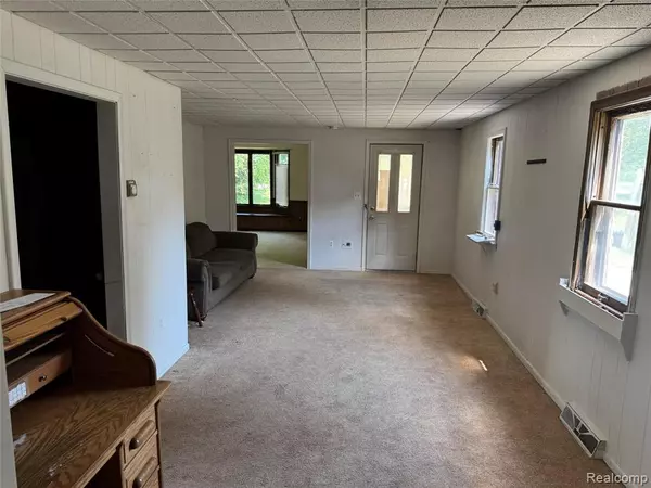 Rochester Hills, MI 48309,3852 Alida Avenue