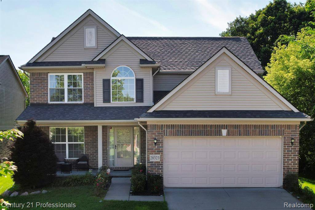 28323 Oakmonte Circle, Lyon Twp, MI 48165