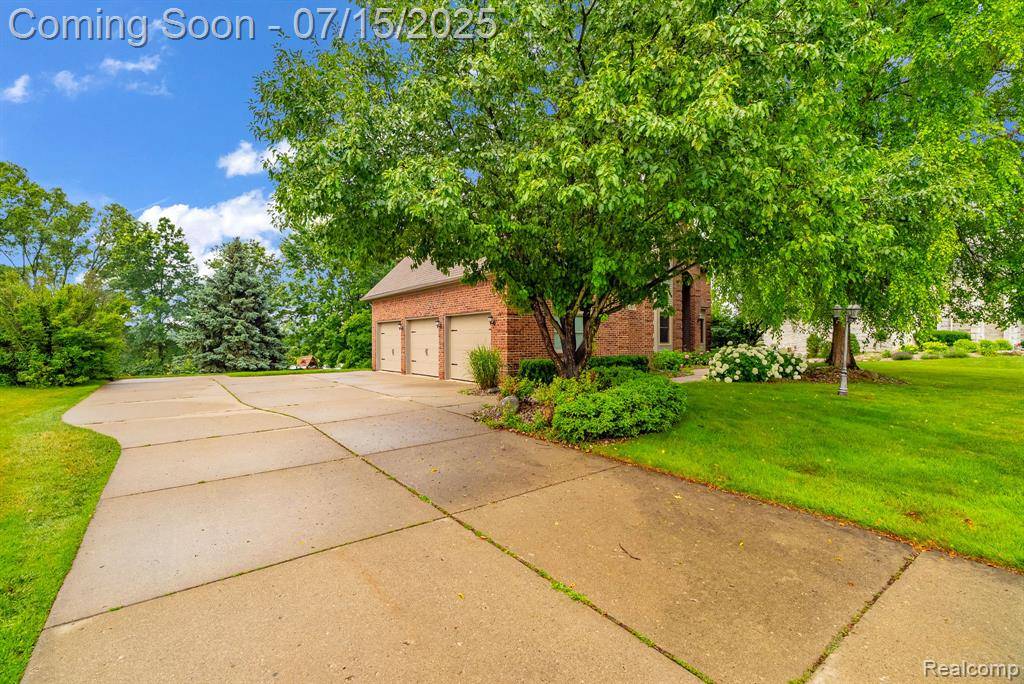 Grand Blanc, MI 48439,11656 Kings Colony