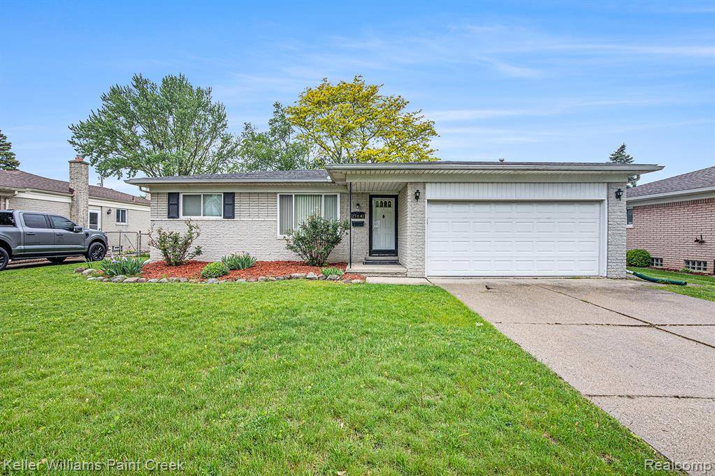 27641 Liberty, Warren, MI 48092