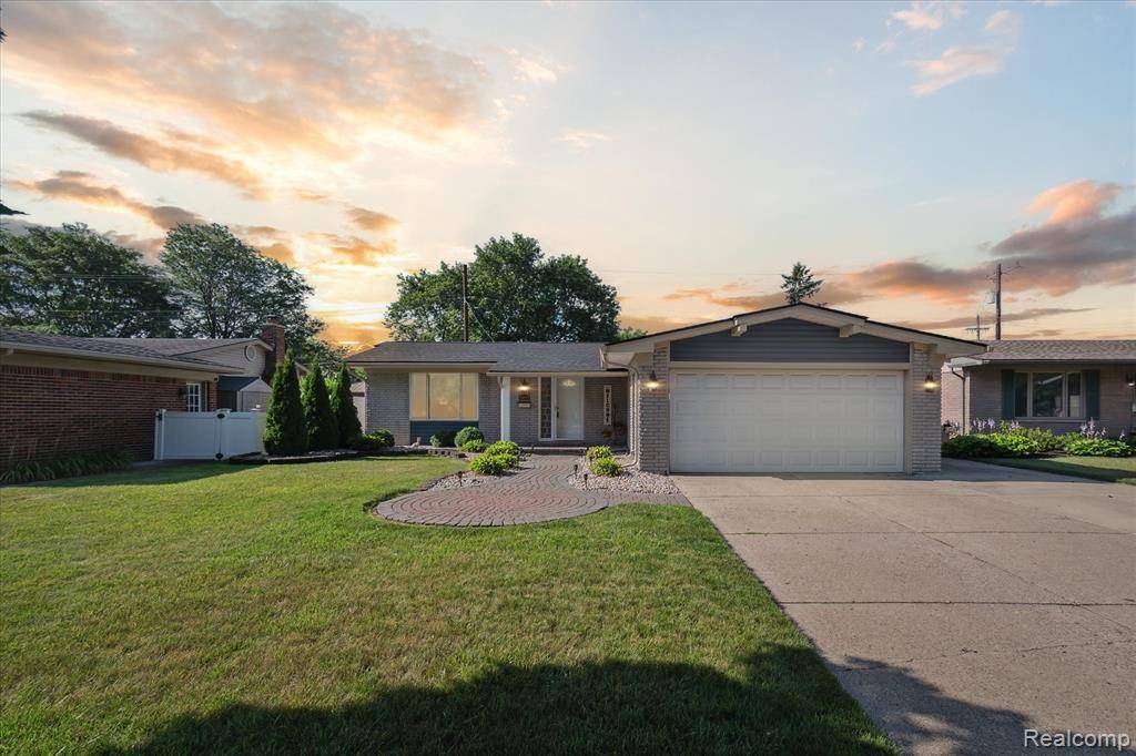 38291 Summers Street, Livonia, MI 48154