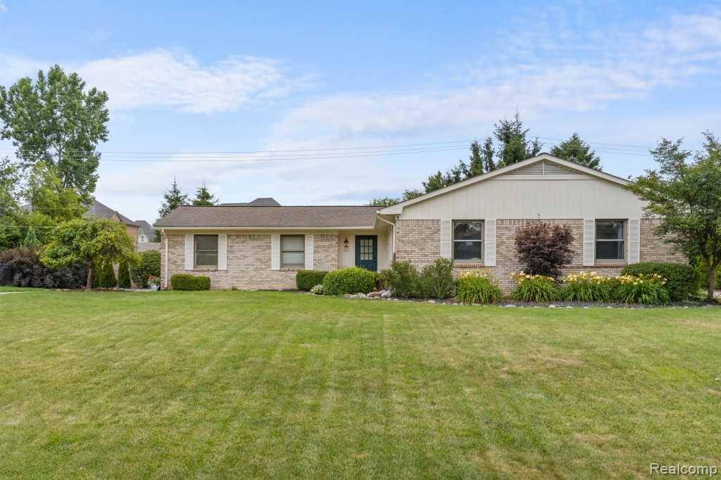 Shelby Twp, MI 48316,2961 Hartford Lane