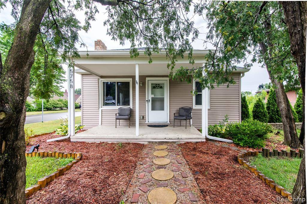 5758 N Parent Street, Westland, MI 48185
