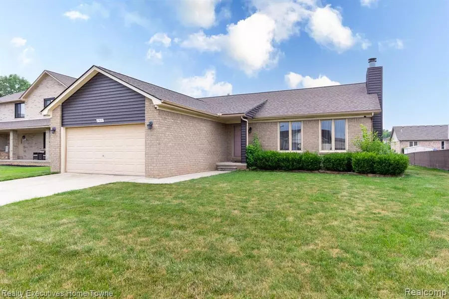 21637 Clifford Drive, Macomb Twp, MI 48044