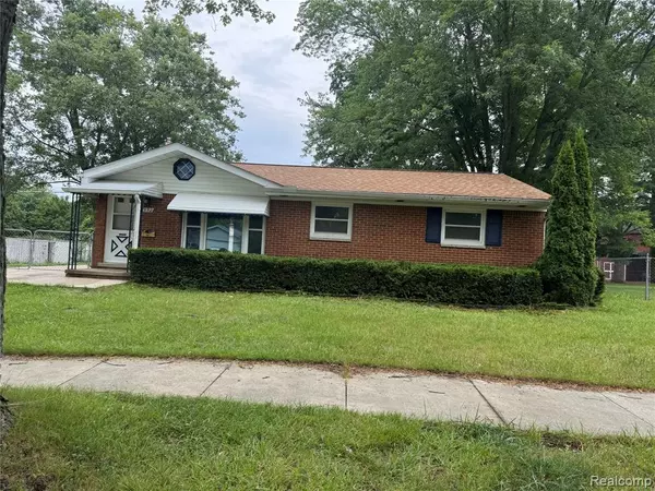392 Hollywood Drive, Saline, MI 48176