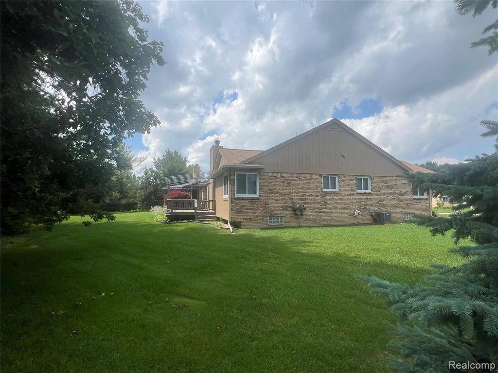 Clinton Twp, MI 48038,41355 Kevin Drive