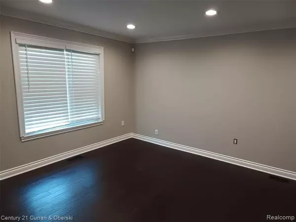 Canton Twp, MI 48188,43450 Fredericksburg Street N