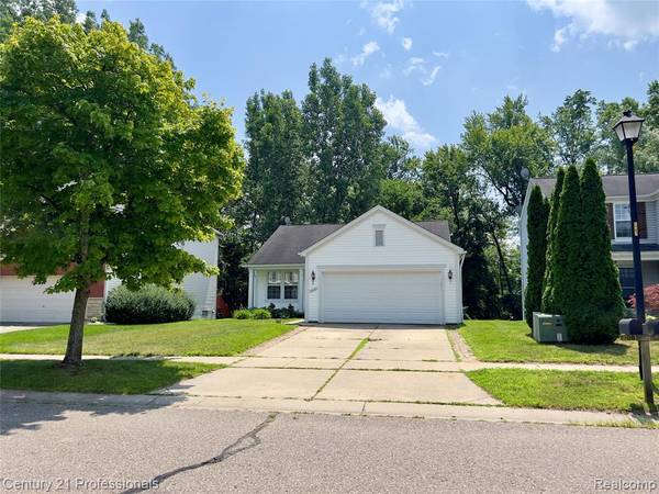 1631 Valdosta Circle, Pontiac, MI 48340