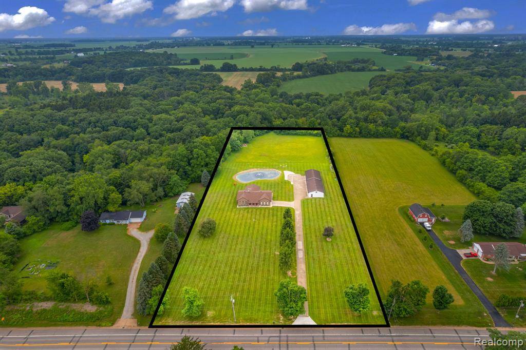 Richmond, MI 48062,79325 Memphis Ridge Road