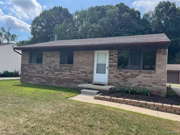 33681 Union Court, Westland, MI 48186