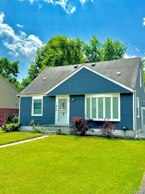 1919 W 14 Mile Road, Royal Oak, MI 48073