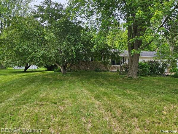 1320 W Wilson Road, Vienna Twp, MI 48420