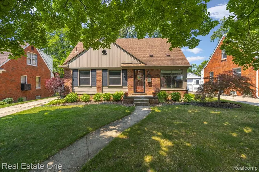 4507 Groveland Avenue, Royal Oak, MI 48073