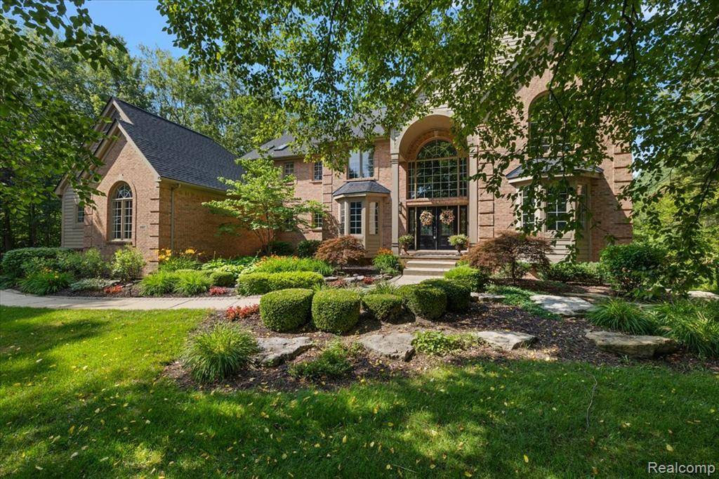 Northville, MI 48167,20927 Hunters Ridge