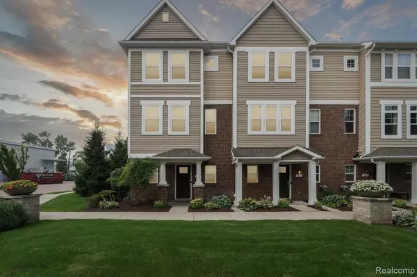 3076 Kilmer Drive, Troy, MI 48083