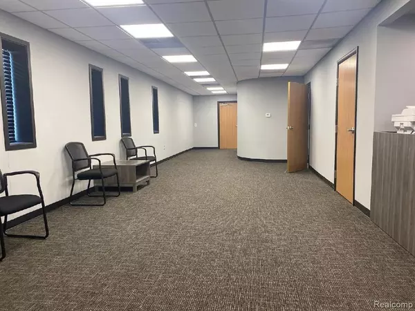 Flint Twp, MI 48504,1213 N BALLENGER Highway