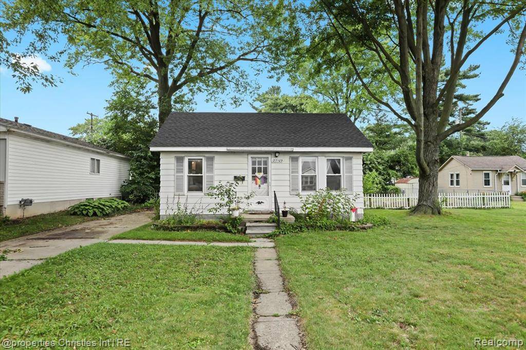 27109 Hampden Street, Madison Heights, MI 48071