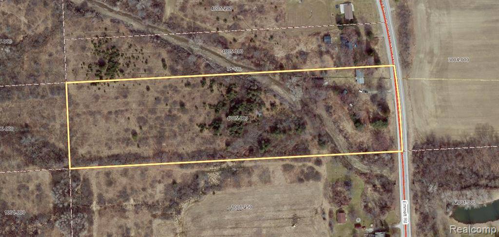 5489 Emmett Road, Emmett Twp, MI 48022