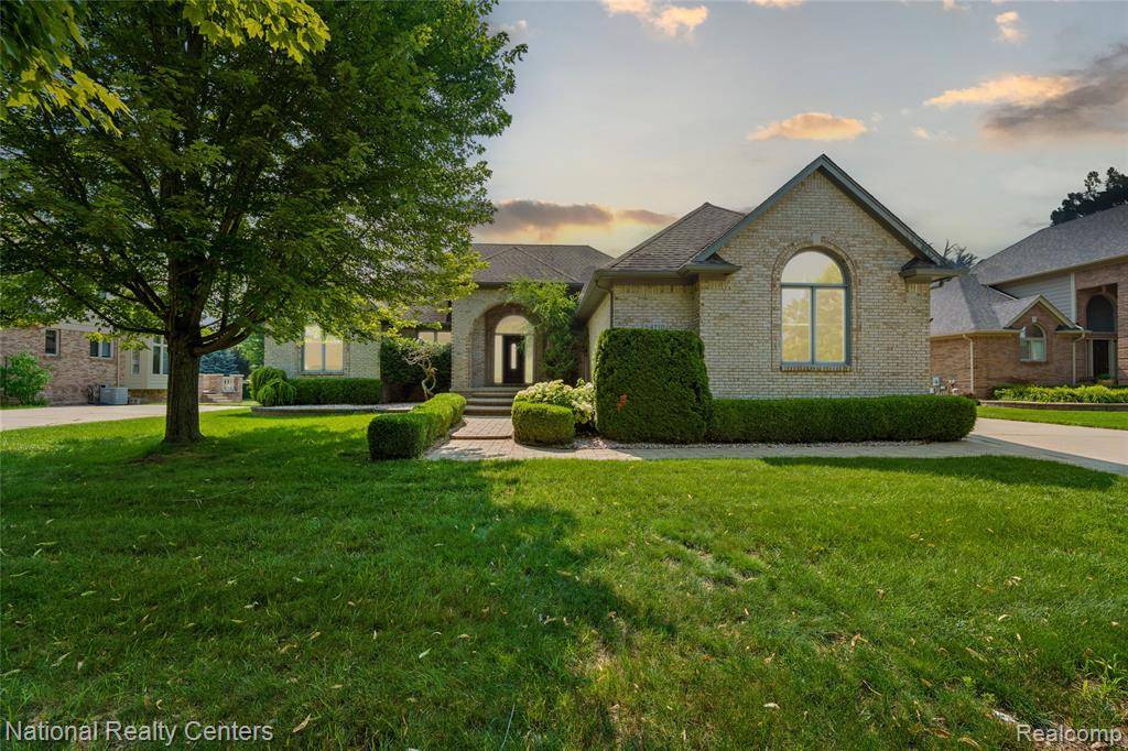 54710 Preston Pines Lane, Shelby Twp, MI 48315