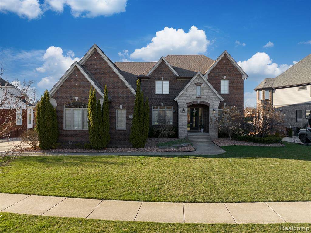 54381 Pelican Lane, Shelby Twp, MI 48315