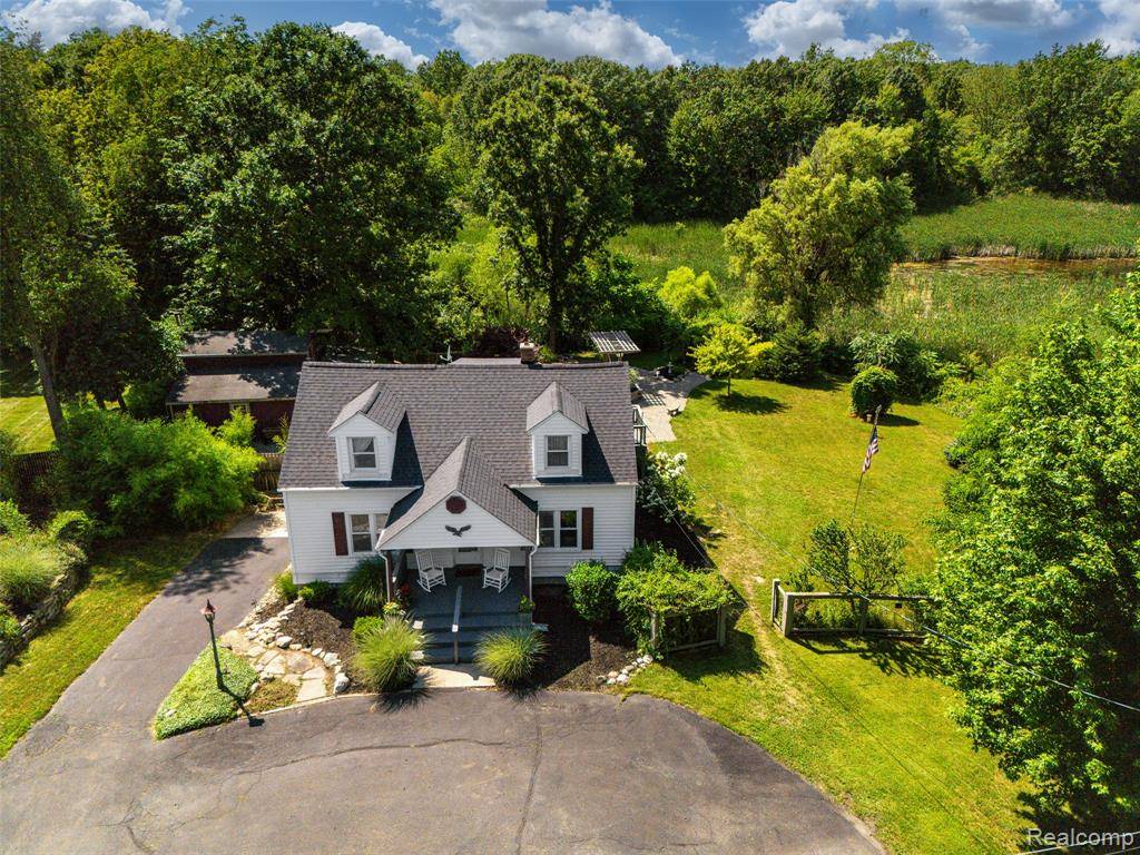 2709 Glenrose Street, Auburn Hills, MI 48326