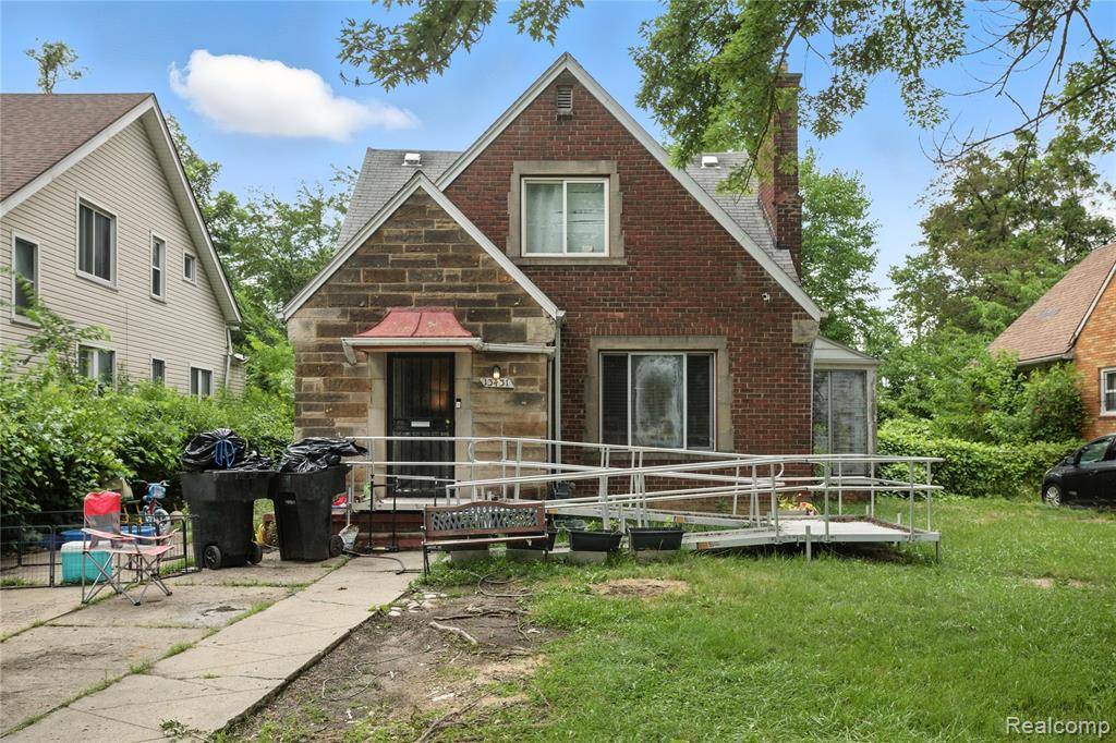 13431 Hartwell Street, Detroit, MI 48227