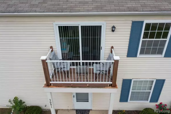 Orion Twp, MI 48360,3091 OAKRIDGE Court