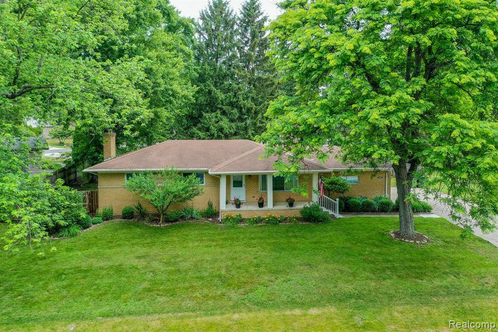 Shelby Twp, MI 48316,6255 Candler Drive