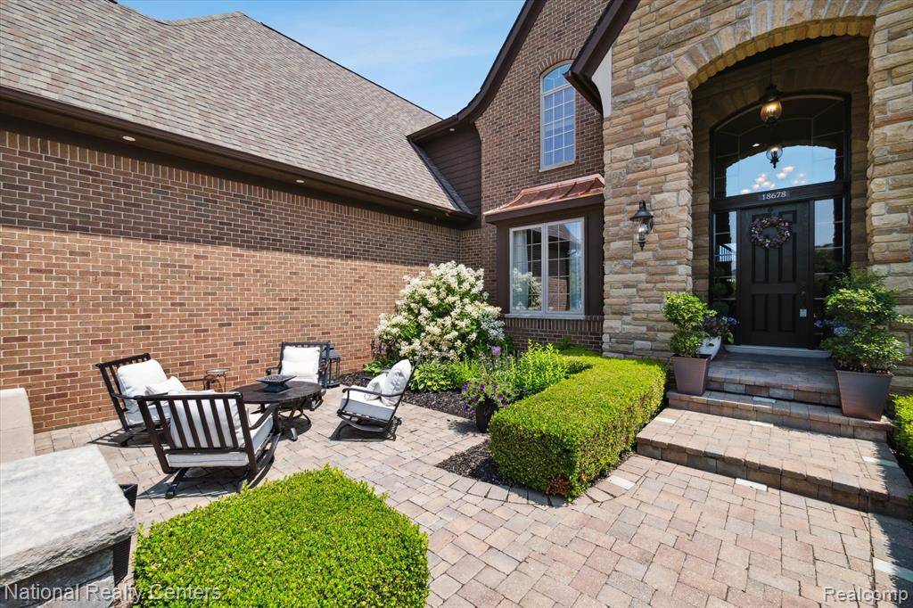 Northville, MI 48168,18678 Marble Head Drive