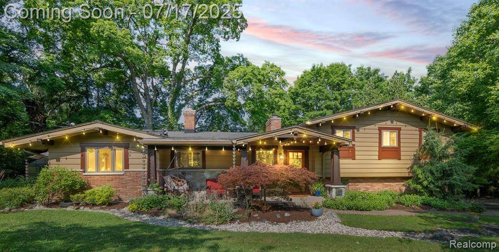 Farmington Hills, MI 48334,32981 Biddestone Lane