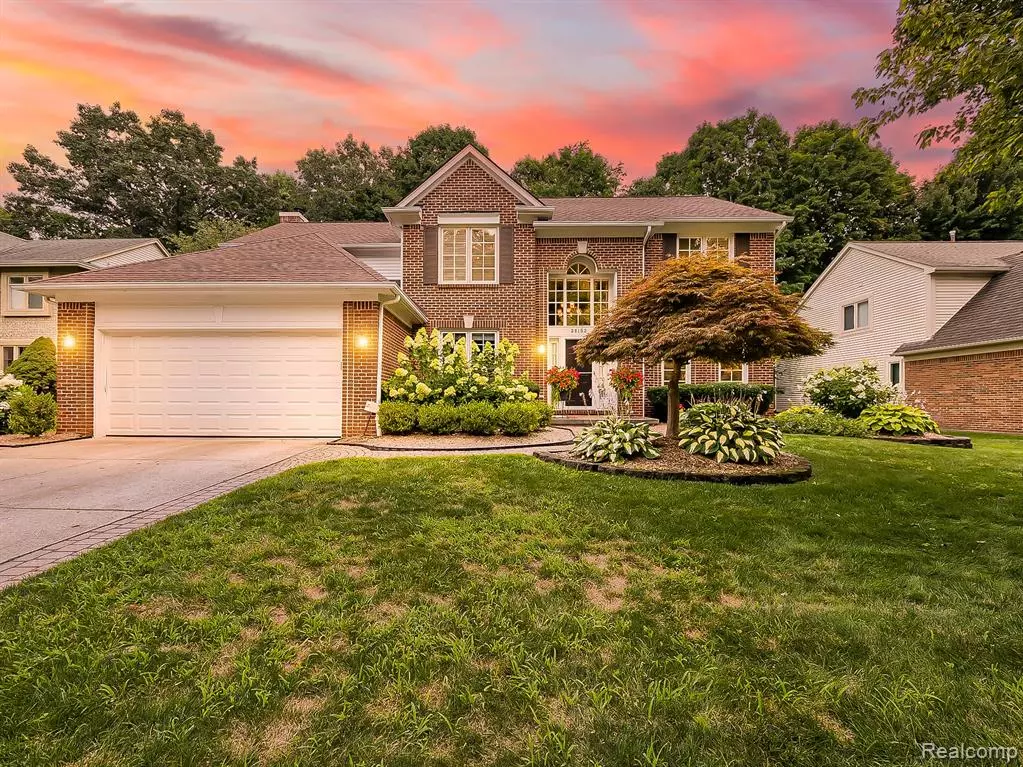Farmington Hills, MI 48331,28152 Secluded Lane