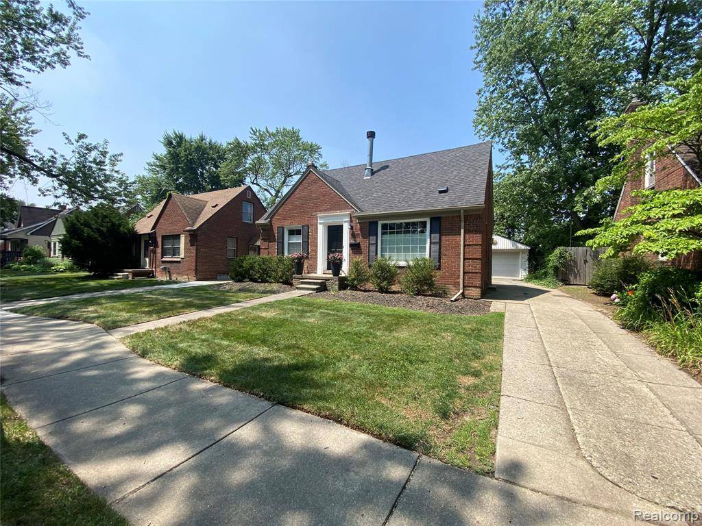 Royal Oak, MI 48067,1417 N Maple Avenue
