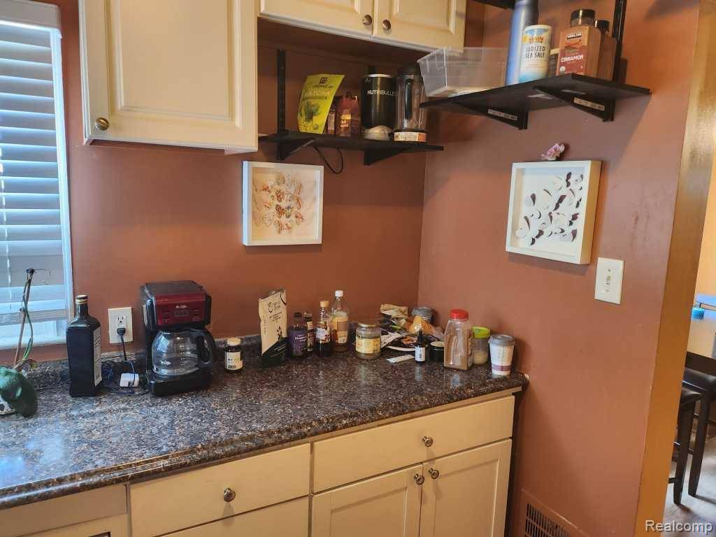 Dearborn, MI 48126,6266 Williamson Street