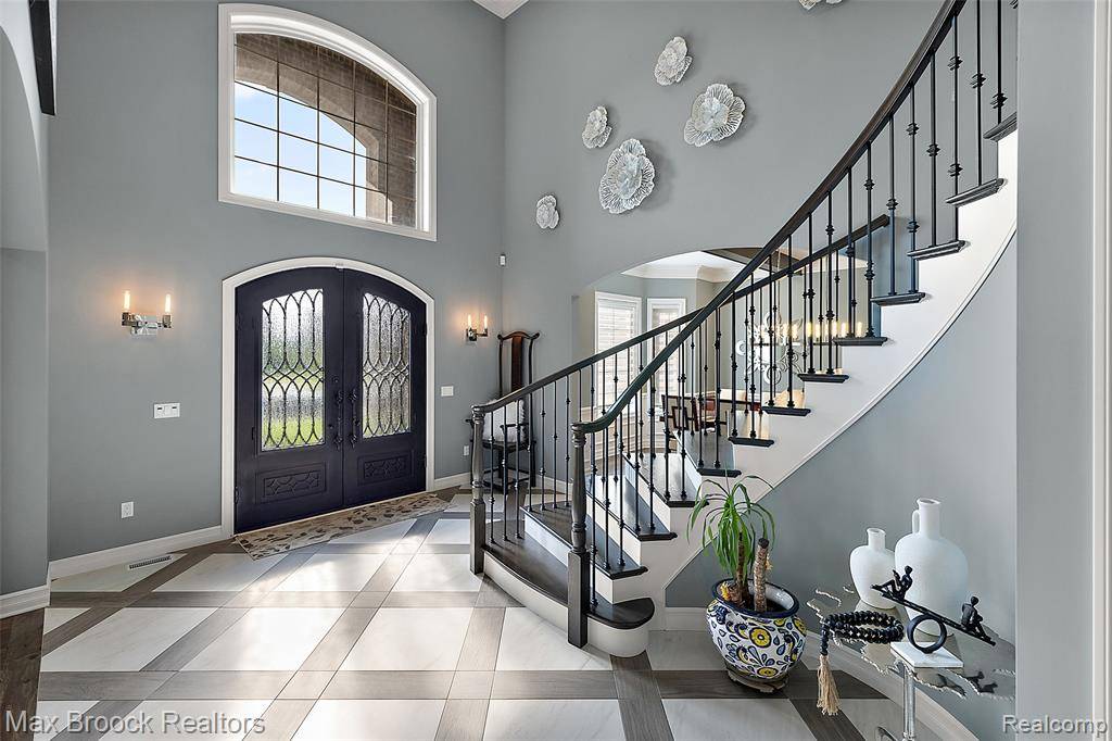 Rochester Hills, MI 48309,3888 Thatcher Drive