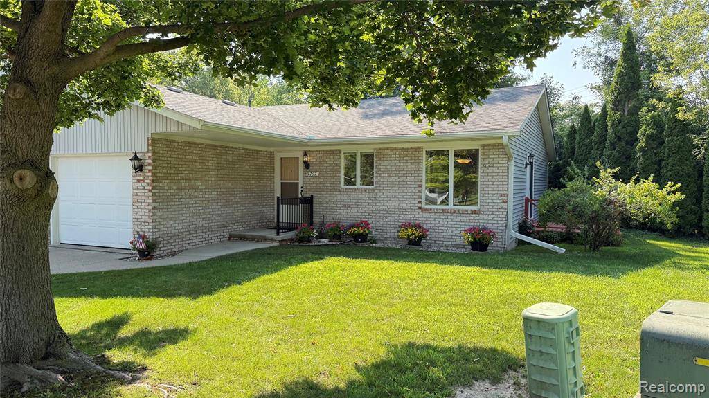 3797 Ramblewood Drive, Port Huron, MI 48060