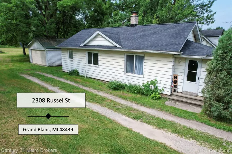 2308 Russell Street, Grand Blanc, MI 48439