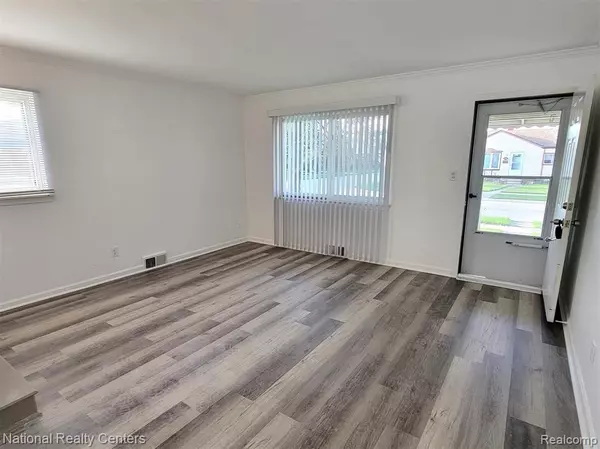 Warren, MI 48093,8404 BUSKO Avenue