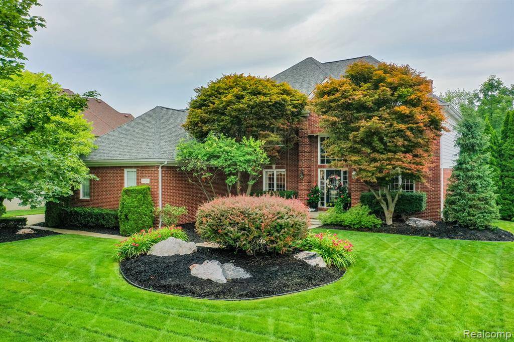 53844 Cherrywood Drive, Shelby Twp, MI 48315