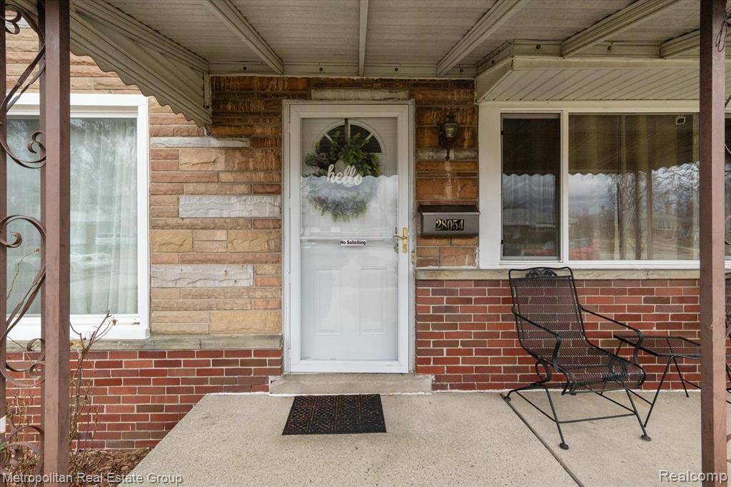 Roseville, MI 48066,28054 Groveland Street