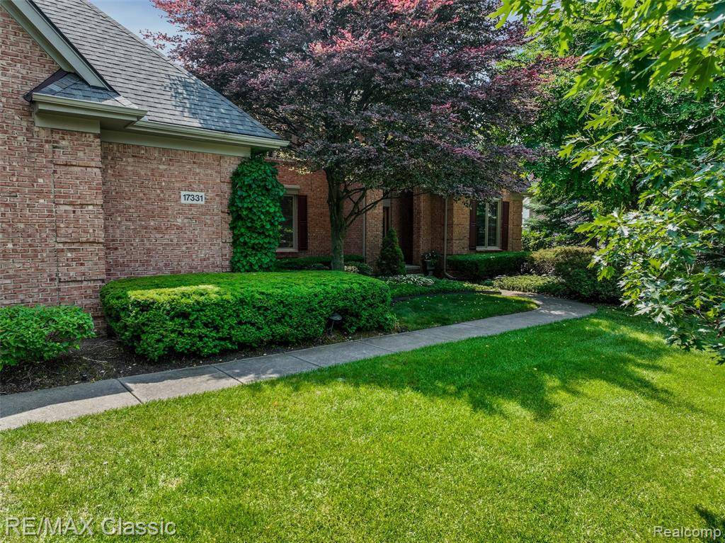 Northville, MI 48168,17331 Deer Path Drive