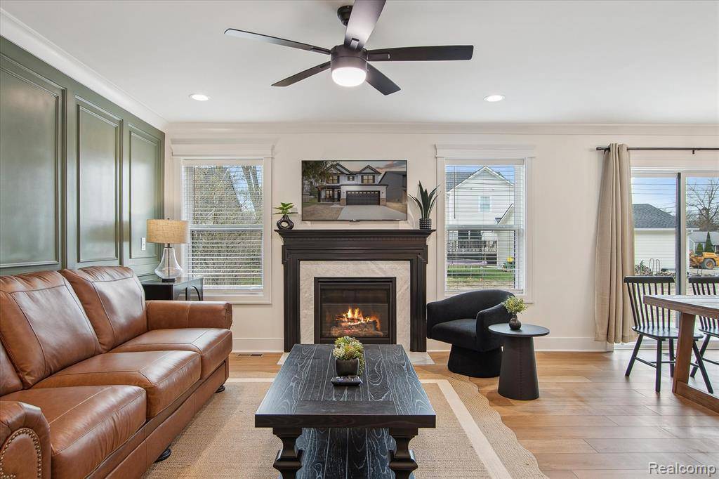 Plymouth Twp, MI 48170,8845 Oakview